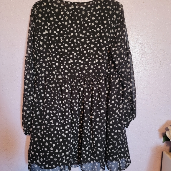EUC H&M Babydoll Dresd - Picture 3 of 3